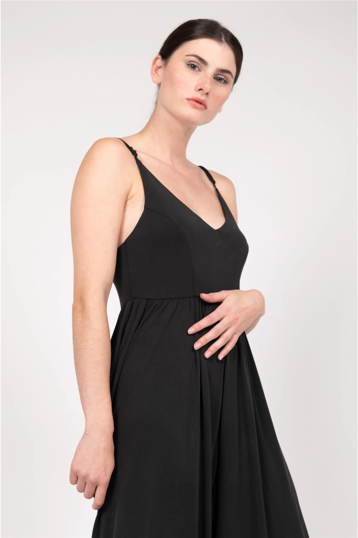 Jumpsuit mit langen weiten Beinen und tiefem Rückenausschnitt mit Schnürdetail - Image 4