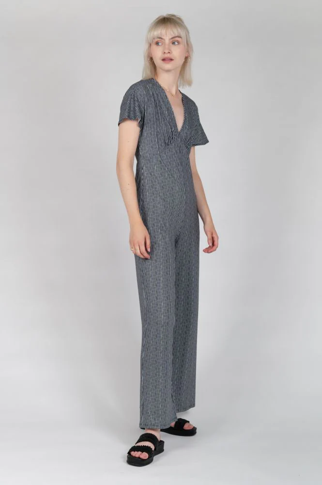 Jumpsuit mit V-Ausschnitt - Image 4