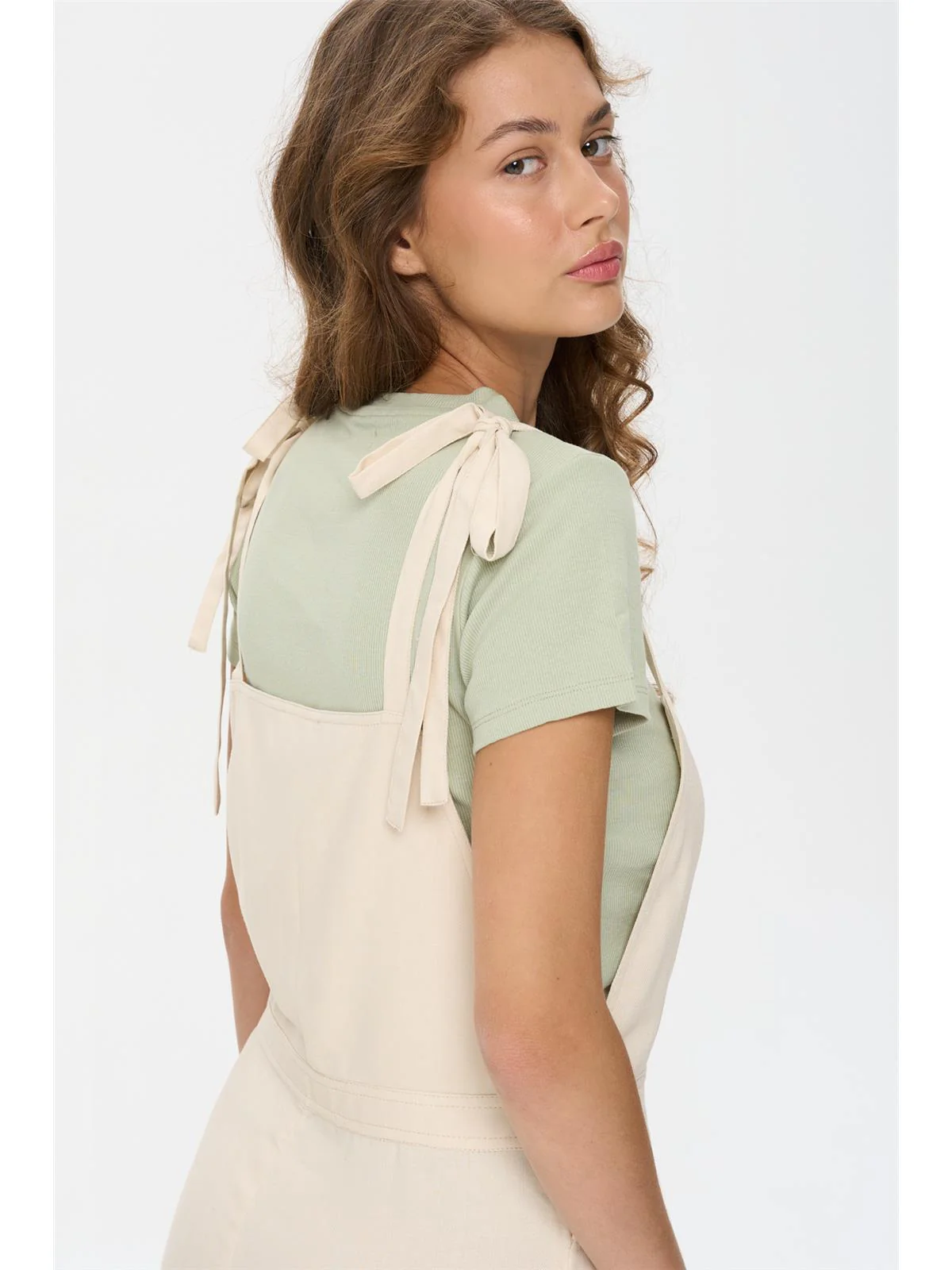 Latzhose in Beige - Image 2