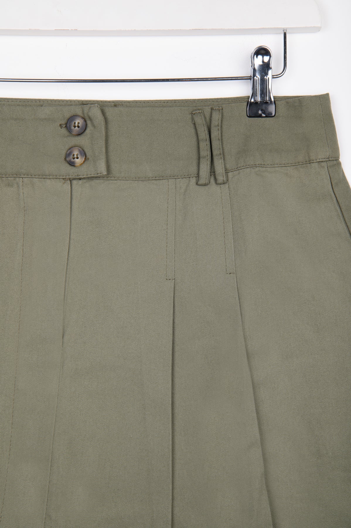 Rock in Khaki - Image 2