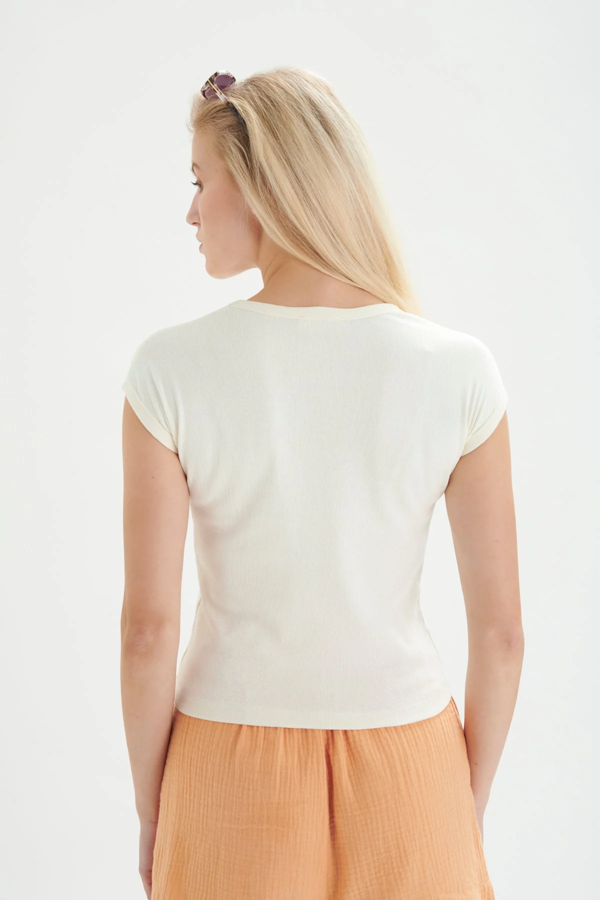 T-Shirt in Weiß - Image 3